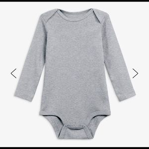 Primary signature long sleeve baby suit in gray